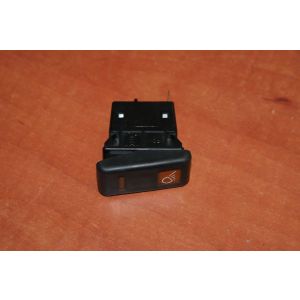 Włącznik 3677432M91