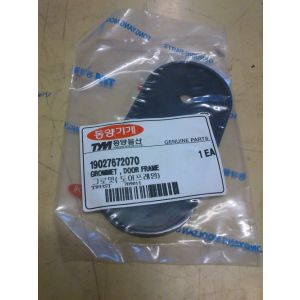 GROMMET , DOOR FRAME / Podkładka gumowa mocowania drzwi 19027672070