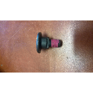 Śruba nożyka kosiarki 56115800